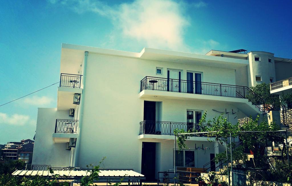 Apartments Popovic Ulcinj Exterior photo